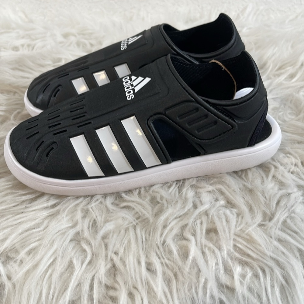 ADIDAS Closed Toe Water Sandals Velcro Black & White Kid’s Size 2 NEW UNISEX - Picture 8 of 16